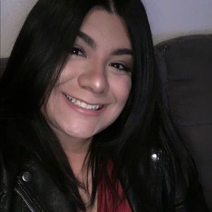 Meet your Posher, Jazmin